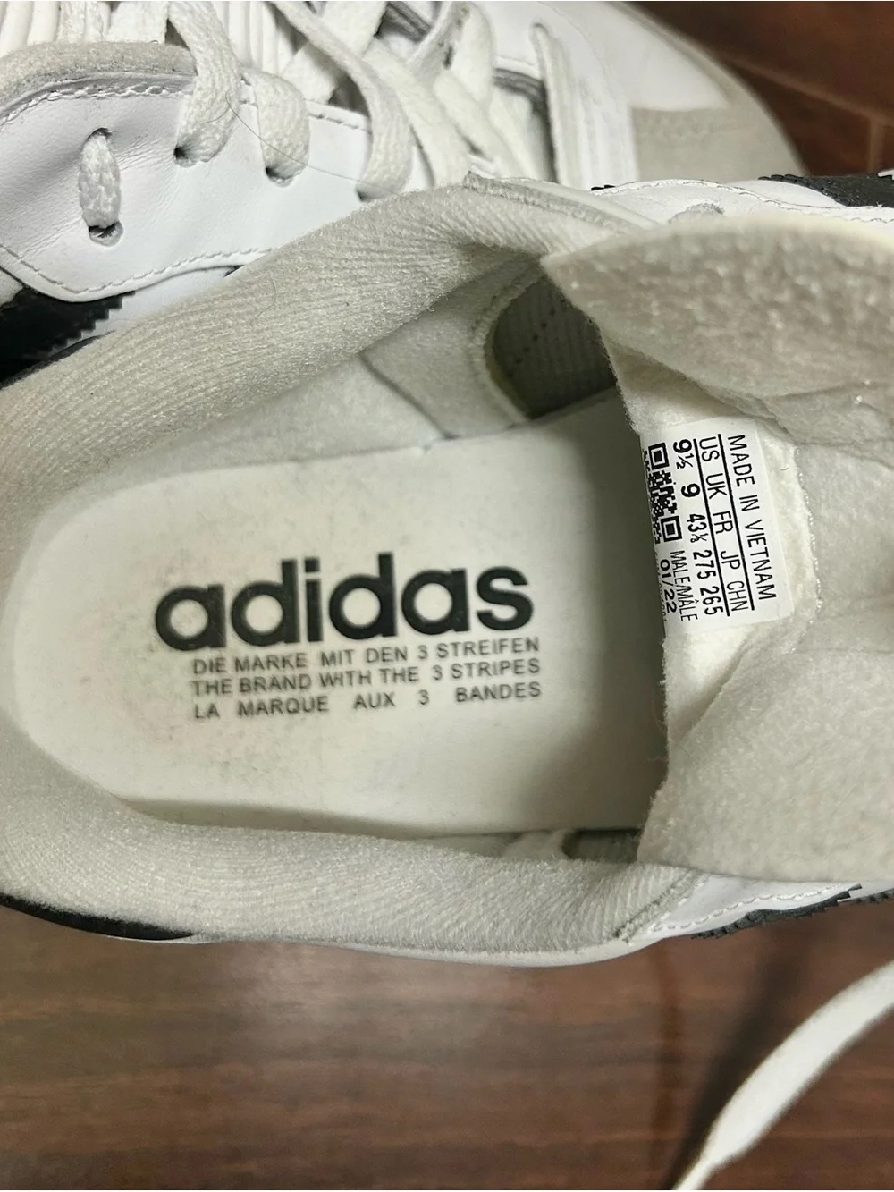 adidas Samba Indoor Soccer Men's Shoes, White & Black